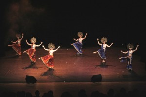 inde revue Carnavalera